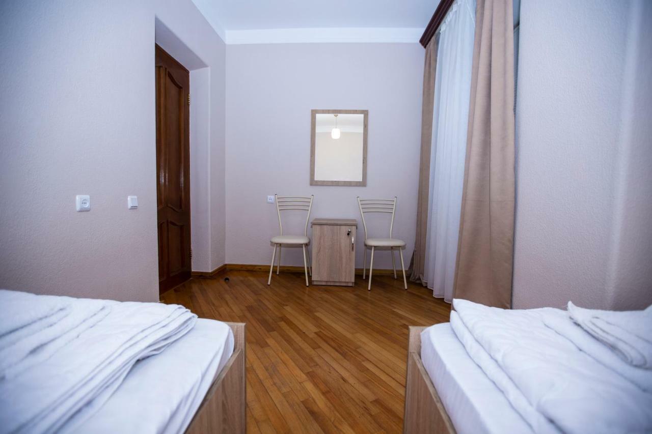 יירבאן Sweet Sleep Hostel מראה חיצוני תמונה